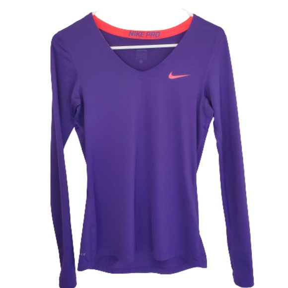 nike long sleeve activewear
